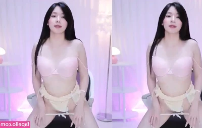 Aszx601 선아 [ aszx601 ] - study break nakedness...anf silliness