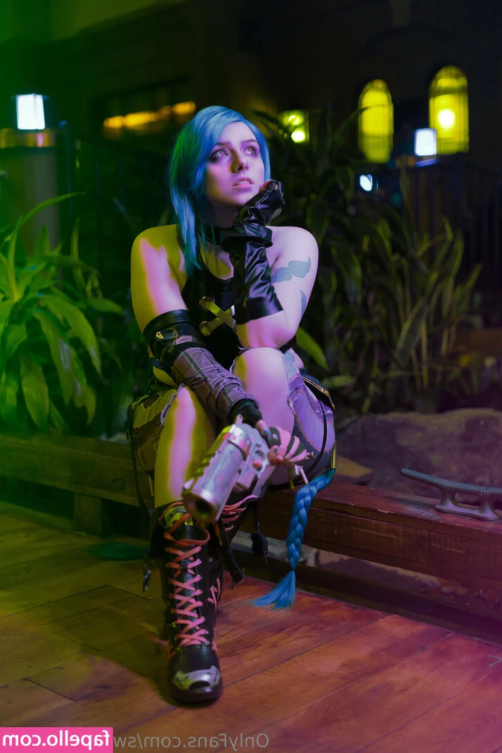 sweetberry.cos [ sweetberry-cos ] - HE FUCKS MY FACE UNTIL I SQUIRT & THEN CREAM PIES MY TIGHT