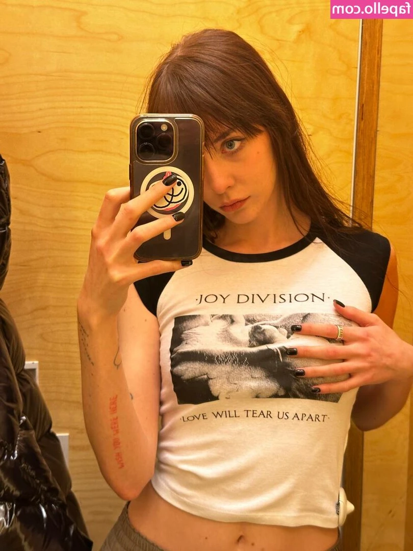 fraukrauze - I LOVE my new hair! I’m feeling so sexy I’m definitely making a