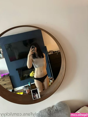 ickyy [ ickyy-1 ] - Handsfree quick orgasm with vibrator