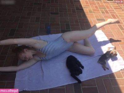 Molly C. Quinn [ molly-c-quinn-1 ] - Let's enjoy the rest of the festivities with something artsy...  