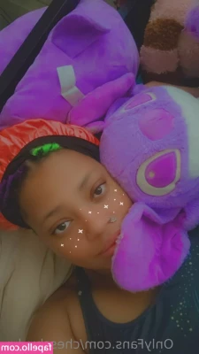 chesshy_luv [ chesshy-luv ] - Just need a nice hard cock to ride 😈