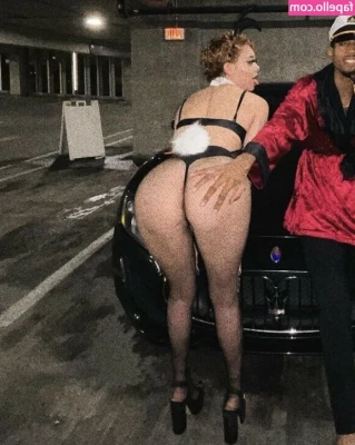 angelixxxo - Lick lick 👅