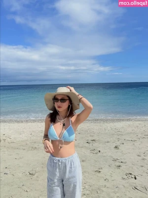 Krizhian Quizon [ krizhian-quizon ] - Blue Is the Warmest Colour 2.0