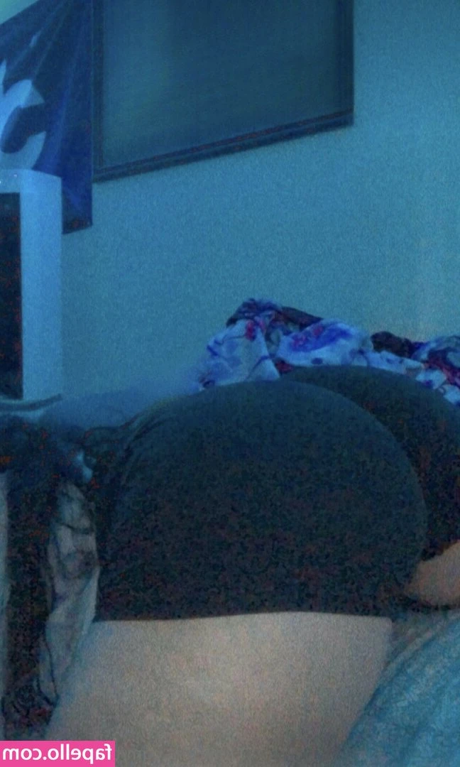 TheLowkeyMel - took me a while to realize that I love this color 🤭
