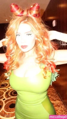 Palina Rojinski [ palina-rojinski-9 ] - Nice wants to play with you