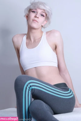 watashimax [ watashimax-1 ] - Se me salió algo del pantalón part 1