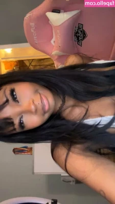 Crybratz - undress me baby 😈