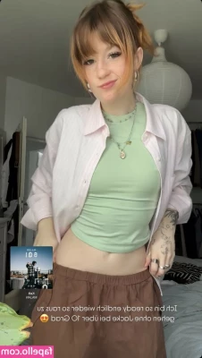 Leonie Busse [ leonie-busse ] - I d love to send all my new followers all the sexy content I made in