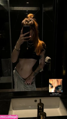 Leonie Busse [ leonie-busse ] - Hmmm hair a bit longer here