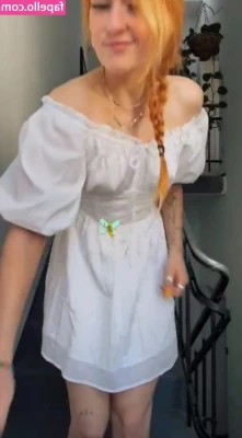 Leonie Busse [ leonie-busse ] - Do you like my dolly eyes  Hungry for that d    DM for the full video
