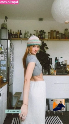 Leonie Busse [ leonie-busse ] - PRETTY ME :0