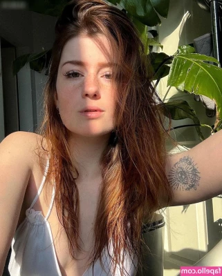Leonie Busse [ leonie-busse ] - Guess who s back in Madrid   w hairycharly  onlyfans com hairycharly