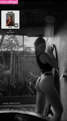 Leonie Busse [ leonie-busse ] - I m only naughty when I have to be
