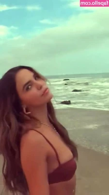 Bailee Madison [ bailee-madison ] - Had fun today  Set out to take some new pics  Found a nice spot to