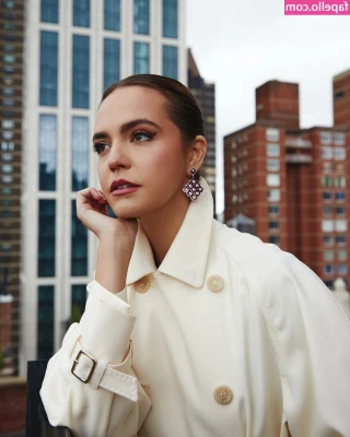 Bailee Madison [ bailee-madison ] - stairway to heaven