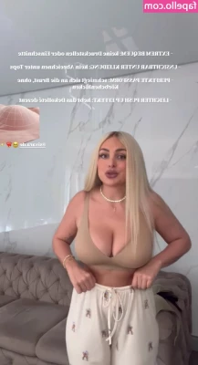 Michelle Daniaux [ michelle-daniaux ] - Freaky Friday Baby🔥🔥🔥
