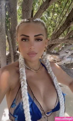 Michelle Daniaux [ michelle-daniaux ] - I m big horny and ready for what ever