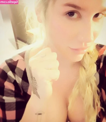 Kesha - LUNA  NUDO ART  II SHOOTING