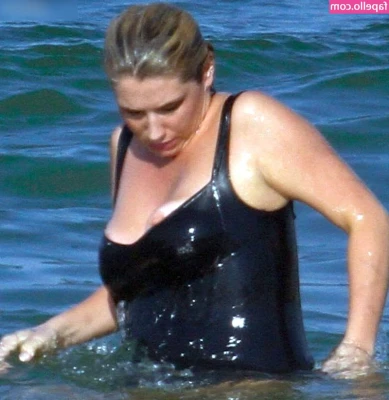 Kesha - Thinking about your hands on my body...