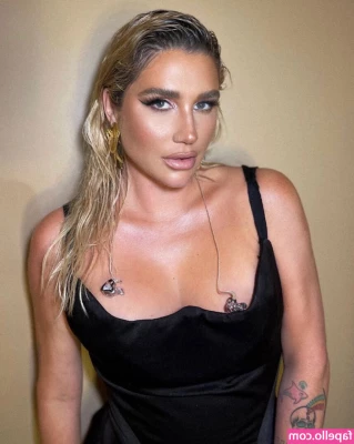 Kesha - I'm trying to be live babes I'm sorry it isn't working. I'll keep