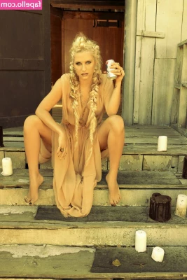 Kesha - Bonus post 3: sister sinfuls tits 😈