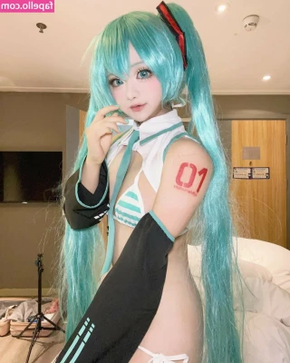 vvbv_anwei [ vvbv-anwei ] - Am I an angel, or your naughty devil?