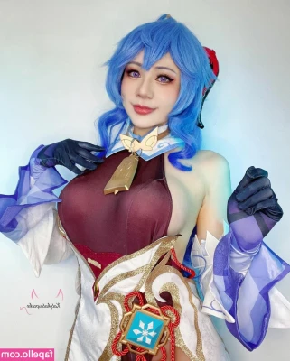 Katy Kat Cosplay [ katy-kat-cosplay ] - I long for strong hands to grab and grope me 🥰