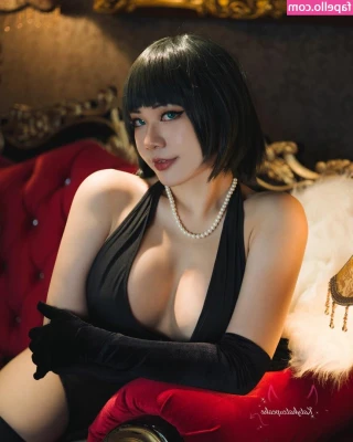 Katy Kat Cosplay [ katy-kat-cosplay ] - What else do you want to see me do in this outfit?