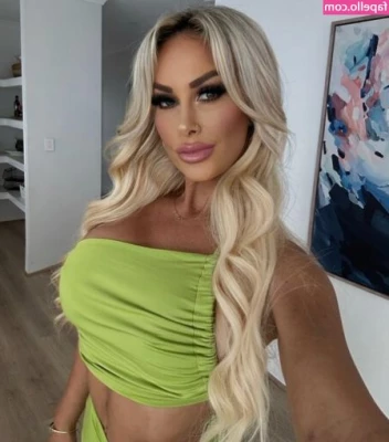 Casey-Jo Dixon [ casey-jo-dixon ] - I could get used to this lifestyle 🤣