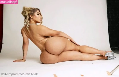 Darlyn Castillo [ darlyn-castillo ] - Put your cock in chastity right now, while you enjoy those pictures