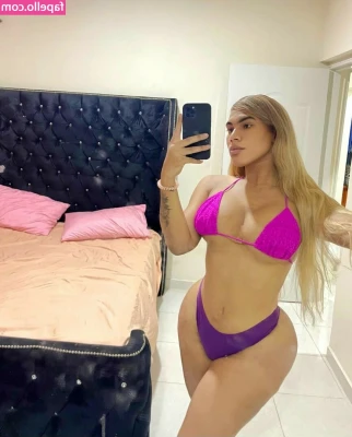 Darlyn Castillo [ darlyn-castillo ] - Would you kiss this Easter bunny? Hehe 🤭