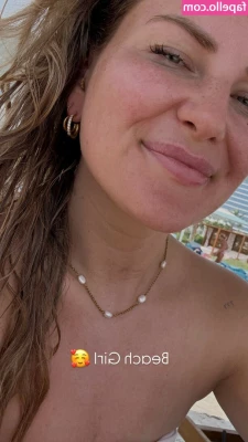 Maren Wolf [ maren-wolf ] - Erotica is when you look at it and you like it, and porn is when you