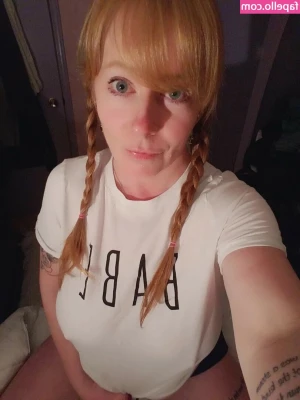 GingerCoug - https onlyfans com 175166472 banufont Just hours left to vote as I