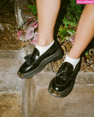 Nicola Cavanis [ nicola-cavanis ] - Cum to mama 😈🥵