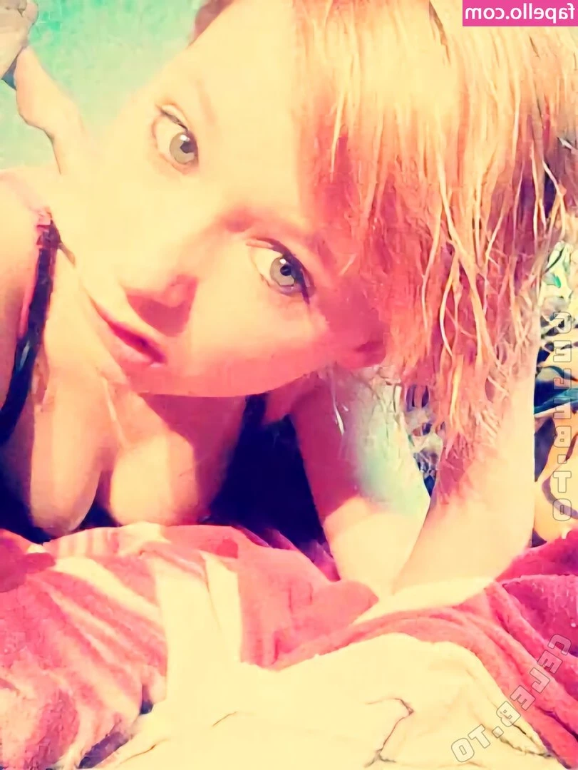 Jennifer Beier [ jennifer-beier ] - Me being a naughty girl in my cam room. #fuzzy #cupcake