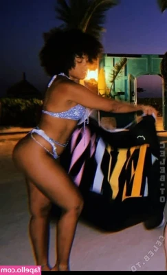 rolablades - I’d still rather put my lips around a fake black dick than around a