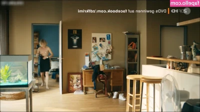 Lisa Wagner [ lisa-wagner ] - Je serais disponible en chat et en sexting mercredi, ne soyez pas