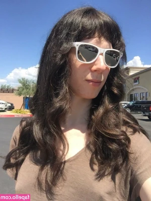 Sophie Ladder [ sophie-ladder ] - Wish it was you taking this off me 🥵