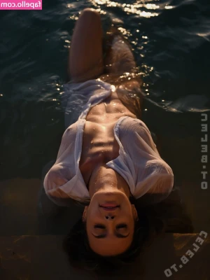 Elena Dubaich [ elena-dubaich ] - new marin ppv just sent out to ur inboxes<3 i know i dont do