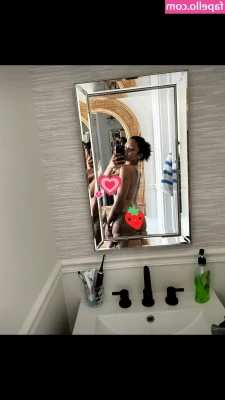 Papancakee - Throw back to last year....I miss being sexy in hotel rooms