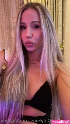 Hayleex - The only MILF you need!