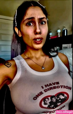 childishgambryn0 - Look at those curves baby, I want to show you so much more 😏🔞  