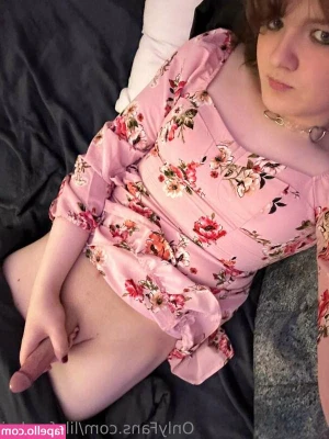 lilyfemboi - I think I might need a little more help finding this other sock