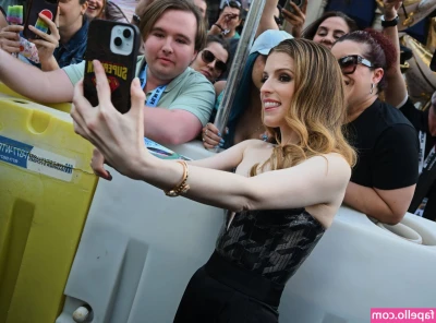 Anna Kendrick [ anna-kendrick ] - Which is your favourite? 1 or 2? 😘