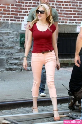 Anna Kendrick [ anna-kendrick ] - Ah, a natureza...  #celebs