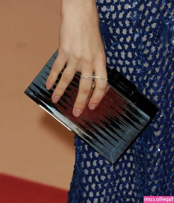 Anna Kendrick [ anna-kendrick ] - summer ready part 1