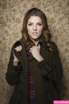 Anna Kendrick [ anna-kendrick ] - Frisky Friday  Cum in here i want my pussy to  be teased 😻👉👌