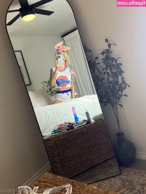 lauralux [ lauralux-1 ] - Happy Sunday!! I hope that you like it when I talk about your nice