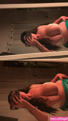 Karlysmelons - Kiss it.